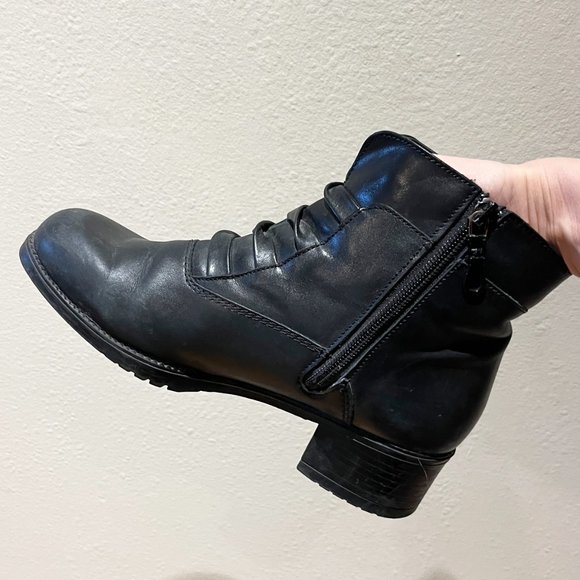 Warm Stylish Lined Winter Boots - Size 8.5 - Naturalizer - Picture 11 of 14